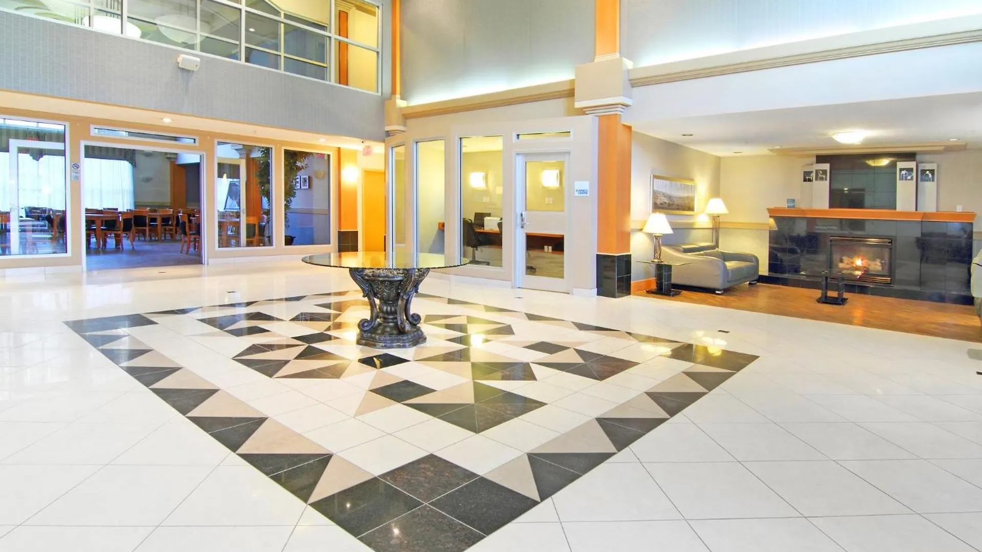 Holiday Inn Express Calgary South By Ihg Hotel