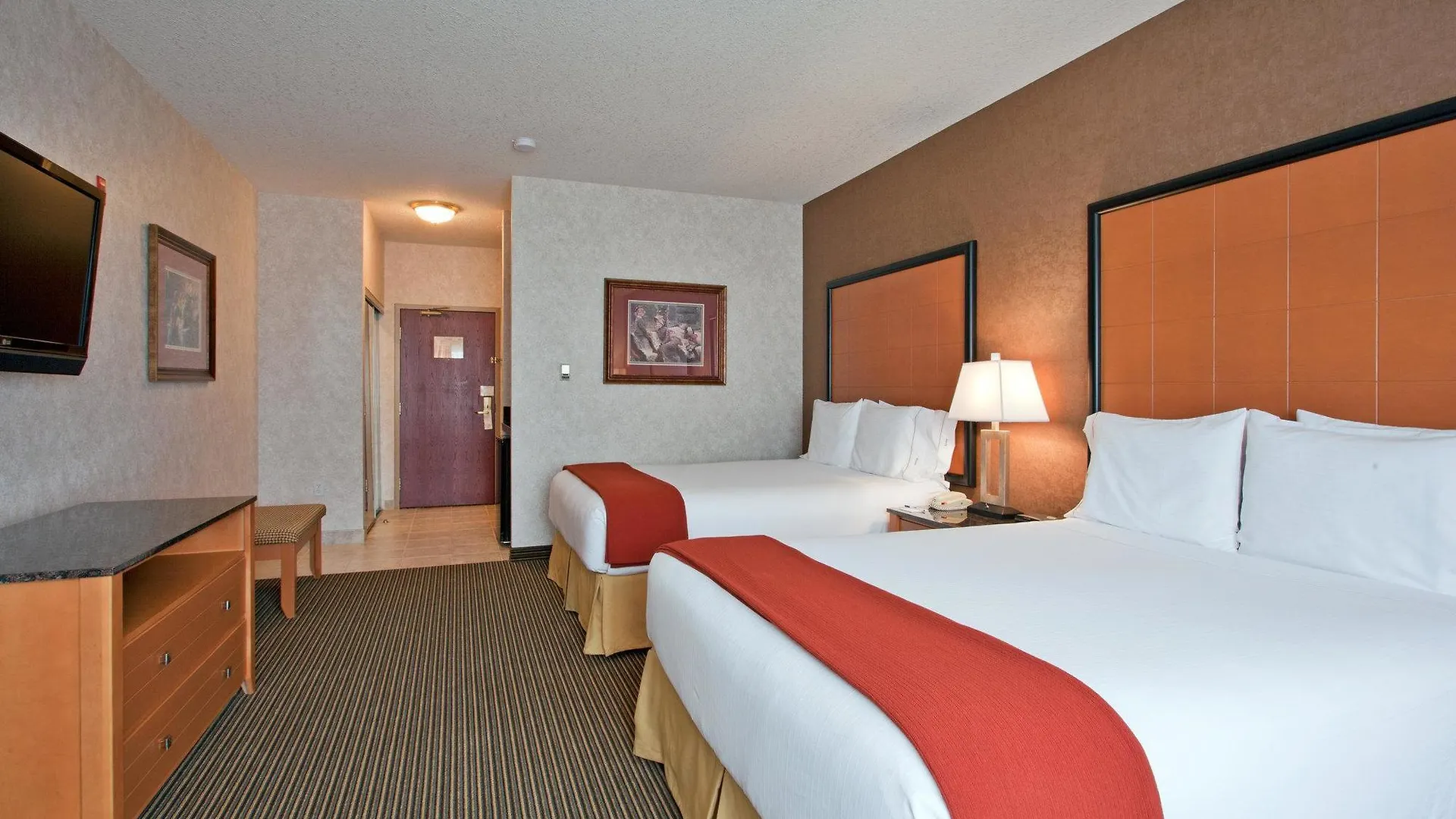 Holiday Inn Express Calgary South By Ihg Hotel
