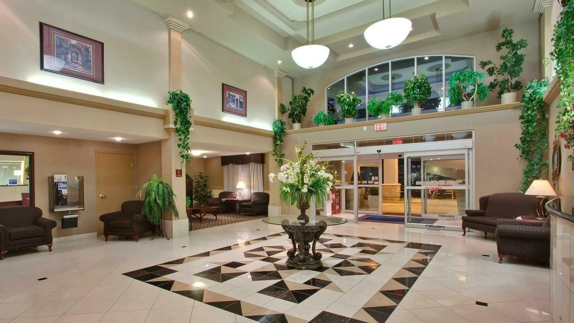 Holiday Inn Express Calgary South By Ihg Hotel